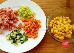 玉米炒火腿的做法图解1
