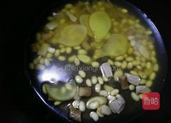黄豆猪肉煲的做法图解9