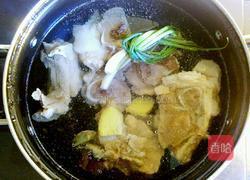 冬瓜大骨头汤的做法图解3