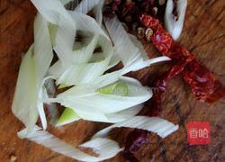 酸菜烧鸭血的做法图解5