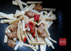 竹笋炒肉的做法图解9