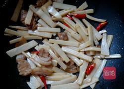 竹笋炒肉的做法图解10