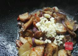 五花肉烧茄子的做法图解9