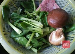 炒细面的做法图解3