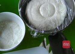 猪肉大葱馅饼的做法图解1