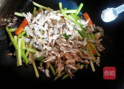 炒芦笋的做法图解5