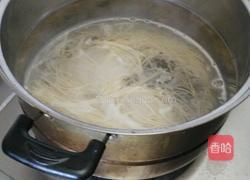 西红柿鸡蛋炒面的做法图解3