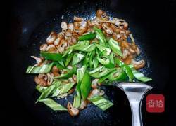 青椒炒大肠的做法图解6