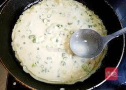 葱花鸡蛋饼的做法图解10