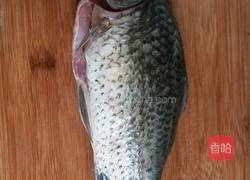 红烧鲤鱼的做法图解1