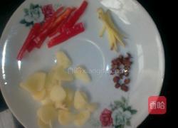 酸菜炒粉条的做法图解3