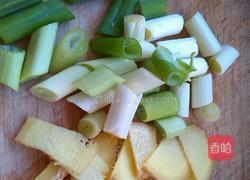 什锦砂锅的做法图解2