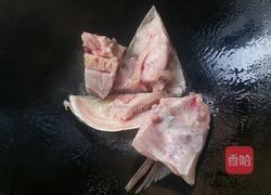 鱼头汤的做法图解2