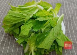 小白菜炒豆筋的做法图解1