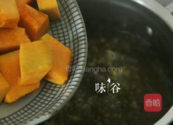 绿豆南瓜汤的做法图解5
