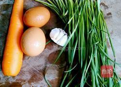 韭菜炒粉条的做法图解2