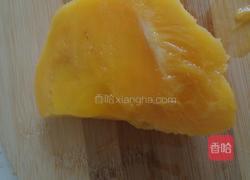 芒果牛奶冰棍的做法图解2