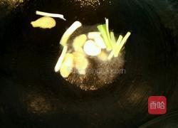 西兰花炒牛肉丸的做法图解5