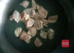 土豆烧猪肉的做法图解3