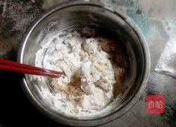 擀饺子皮的做法图解3