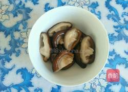 香菇鸡肉饺子的做法图解4