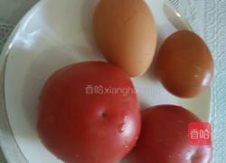 番茄炒蛋盖浇饭的做法图解1