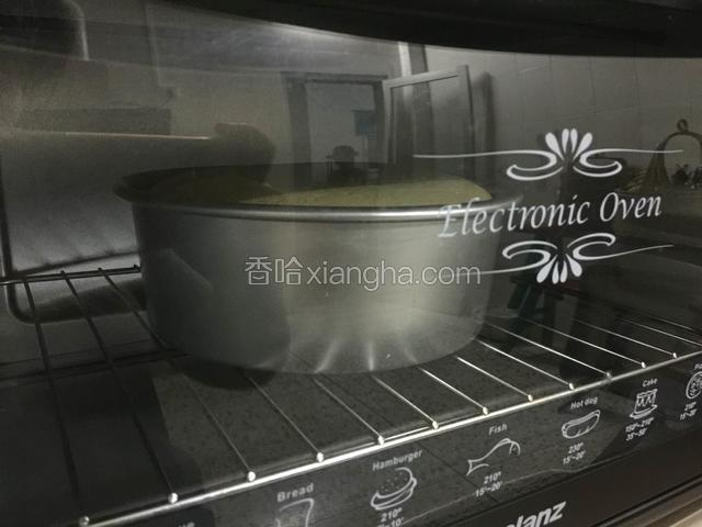 二十分钟蛋糕已经慢慢发起