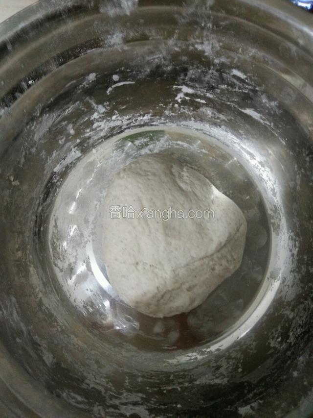 将面揉匀，醒1个半小时