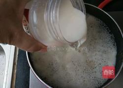 燕麦牛奶水果粥的做法图解3