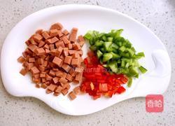 彩色火腿玉米粒的做法图解1