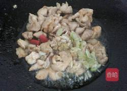 土豆炒猪肉的做法图解7