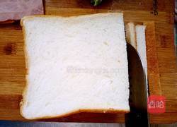 火腿鸡蛋三明治的做法图解4