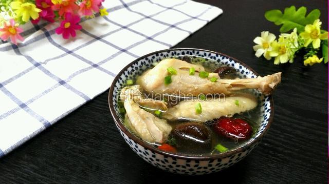 小鸡炖蘑菇