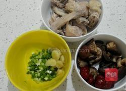 小鸡炖蘑菇的做法图解3