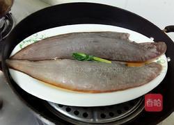 梅干菜蒸板鱼的做法图解2
