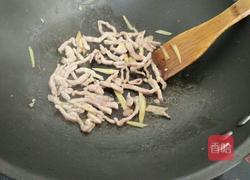 肉丝炒黄秋葵的做法图解6