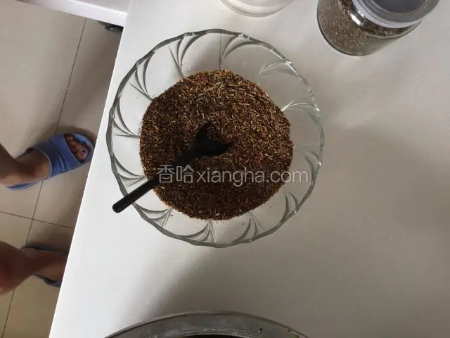 粉质调料混合备用