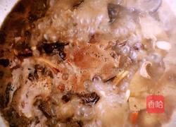 猪肝菠菜猪血木耳汤的做法图解7