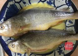 葱烧黄鱼的做法图解5