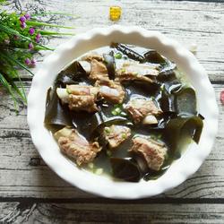 海带骨头汤的做法[图]