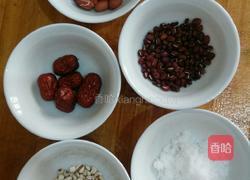 薏仁美白粥的做法图解1
