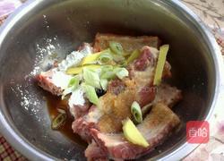 生炸排骨的做法图解1