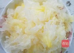 银耳莲子红枣糖水的做法图解3
