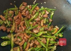 辣椒鸡蛋炒肉的做法图解8