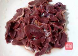 小炒猪心的做法图解1