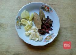 青椒炒猪肚的做法图解1