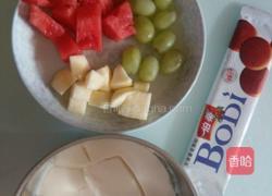 自制水果冰淇淋的做法图解1