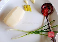 泡椒莲藕的做法图解1