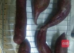 烤紫薯的做法图解1