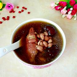 花生大枣猪蹄汤的做法[图]